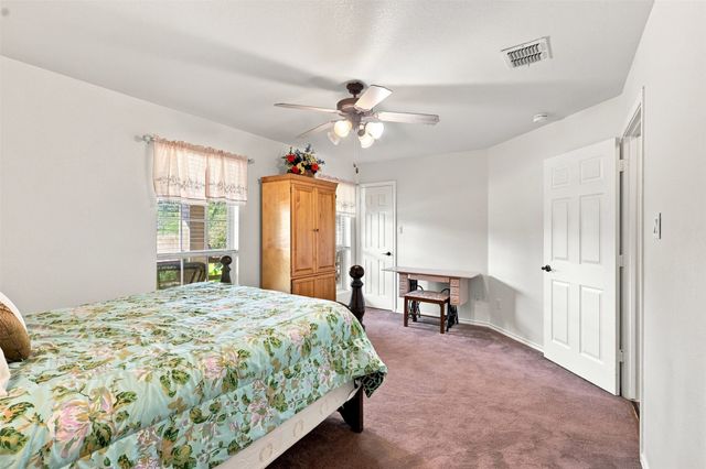 4044 Tortoise Lane, Fort Worth, TX 76135