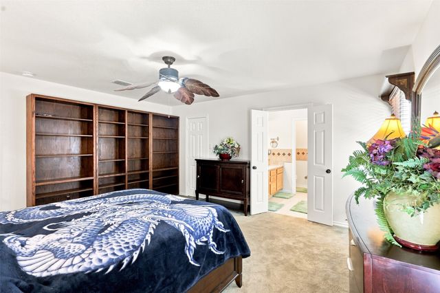 4044 Tortoise Lane, Fort Worth, TX 76135