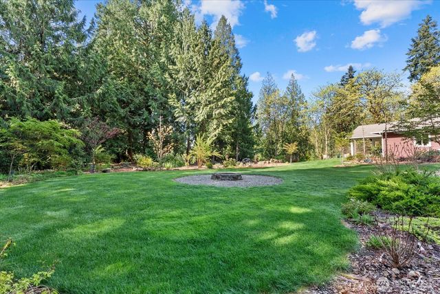 30972 E Lake Morton Drive SE, Kent, WA 98042