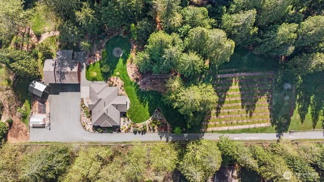 30972 E Lake Morton Drive SE, Kent, WA 98042