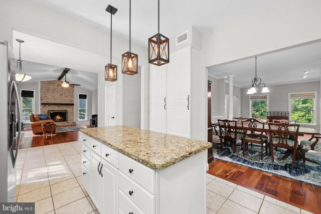 2357 BRIGHTON PL, Jeffersonton, VA 22724