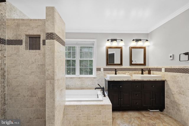 2357 BRIGHTON PL, Jeffersonton, VA 22724