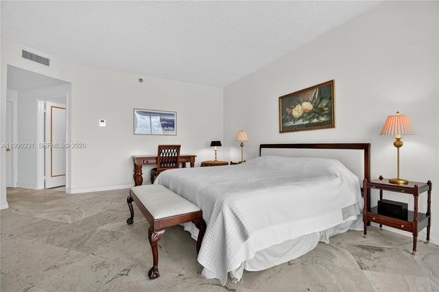 21150 Point Pl 1505, Aventura, FL 33180