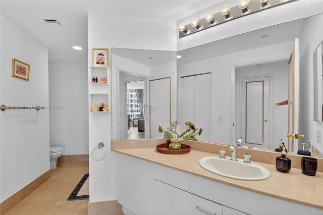 21150 Point Pl 1505, Aventura, FL 33180