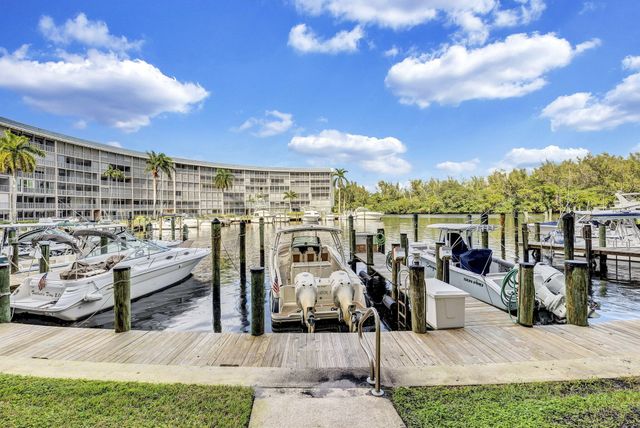 1537 E Hillsboro Boulevard 444, Deerfield Beach, FL 33441