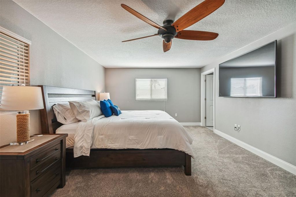 Image 18 of property listing at 4900 ARLINGTON ROAD, Palmetto, FL 34221