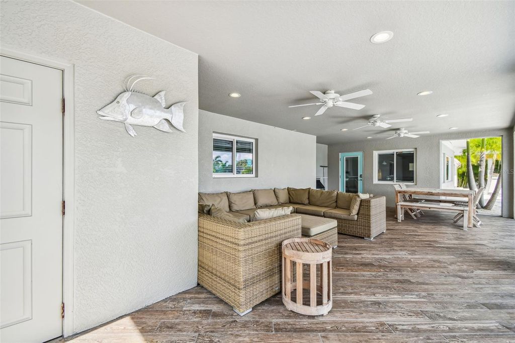 Image 31 of property listing at 4900 ARLINGTON ROAD, Palmetto, FL 34221