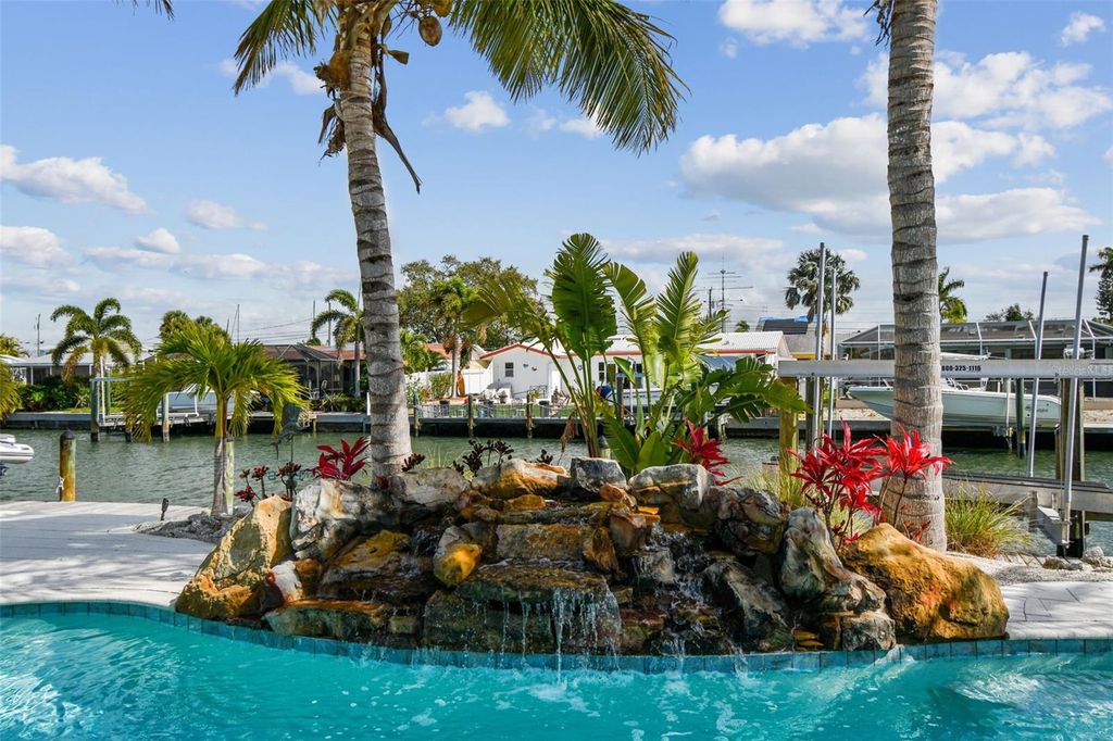 Image 37 of property listing at 4900 ARLINGTON ROAD, Palmetto, FL 34221