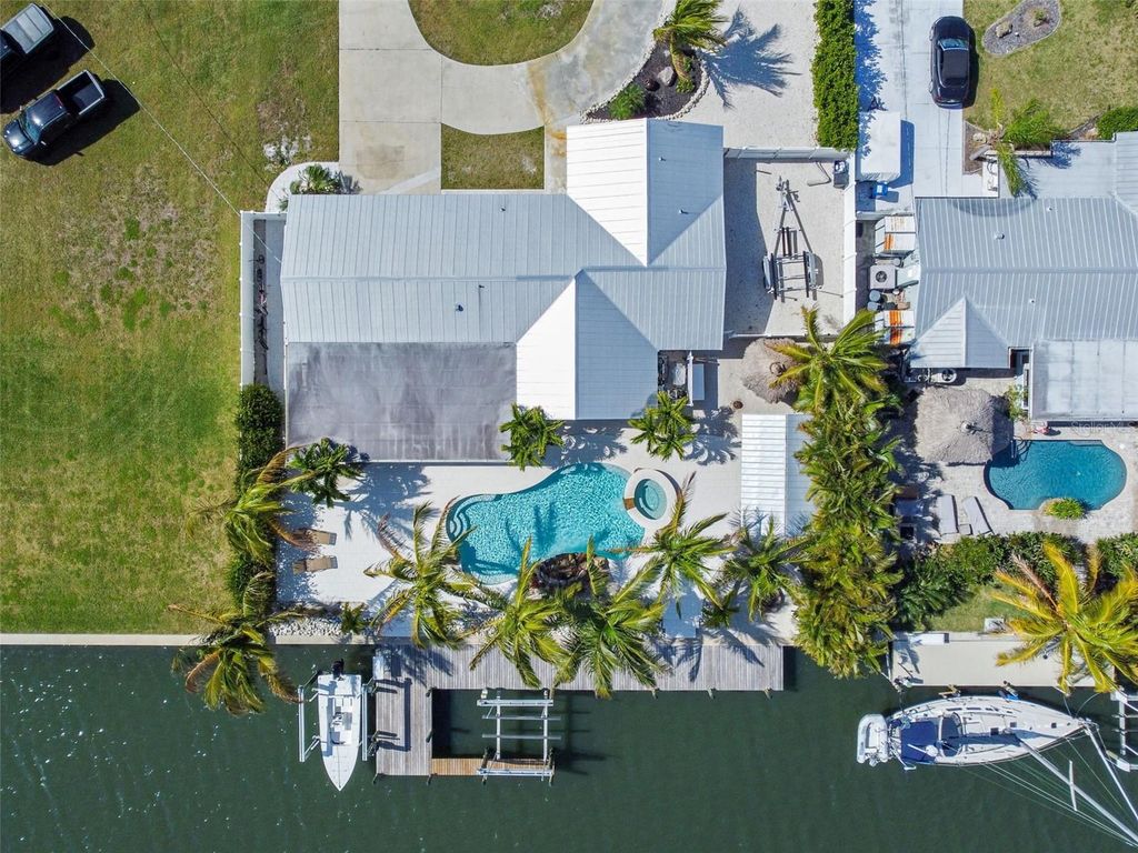 Image 55 of property listing at 4900 ARLINGTON ROAD, Palmetto, FL 34221