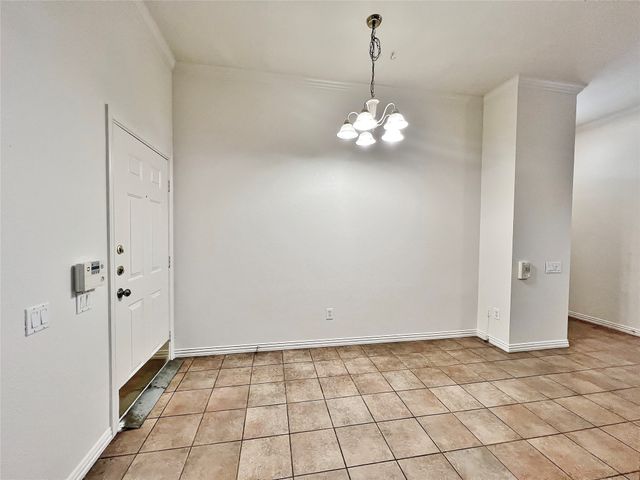 5131 Trail Dust Lane, Arlington, TX 76017