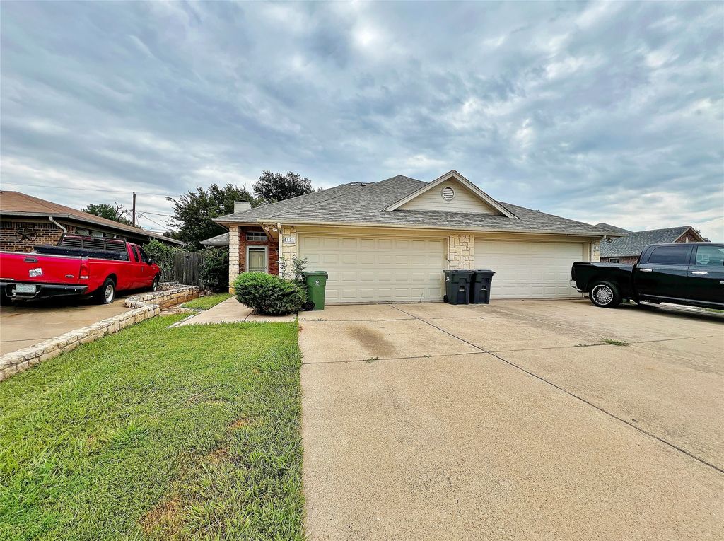 5131 Trail Dust Lane, Arlington, TX 76017