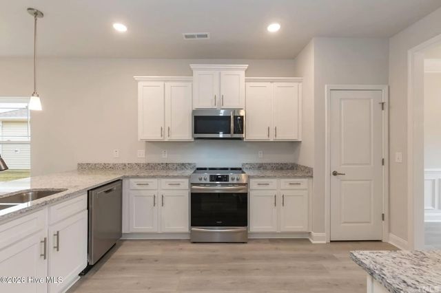 3138 Firefly Trail, Grimesland, NC 27837