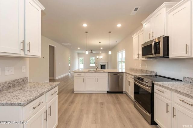 3138 Firefly Trail, Grimesland, NC 27837