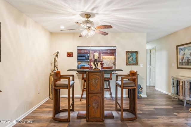 6515 Marina Dr, Prospect, KY 40059