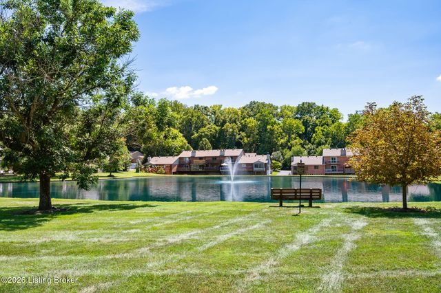 6515 Marina Dr, Prospect, KY 40059