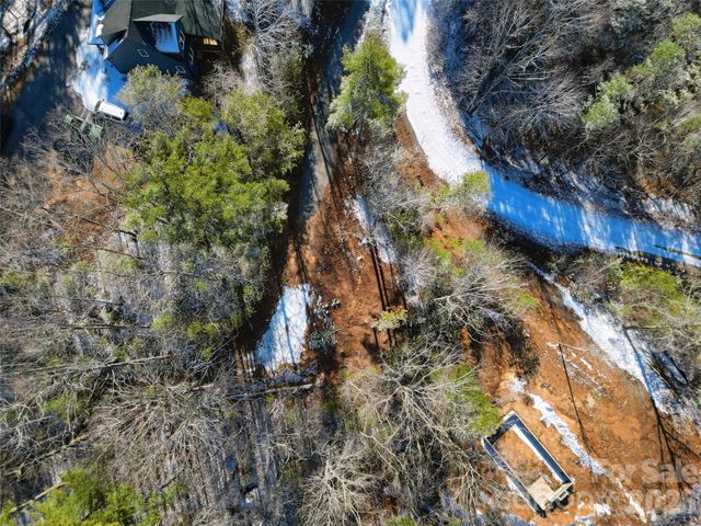 3 Dream Valley Drive, Clyde, NC 28721