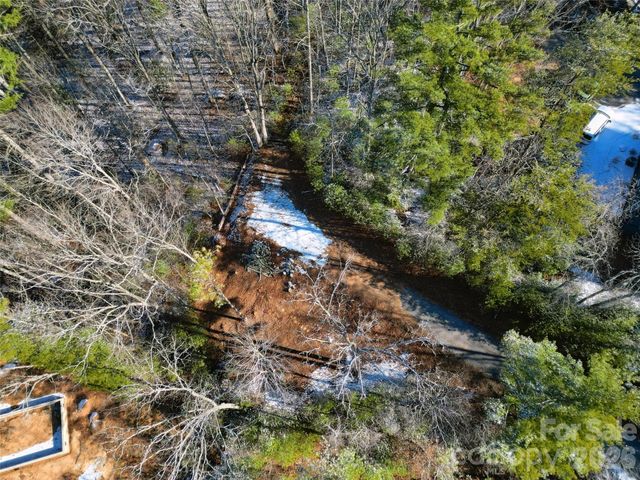 3 Dream Valley Drive, Clyde, NC 28721