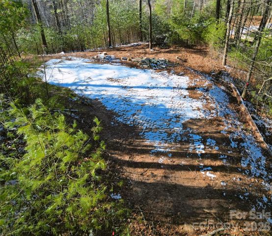 3 Dream Valley Drive, Clyde, NC 28721