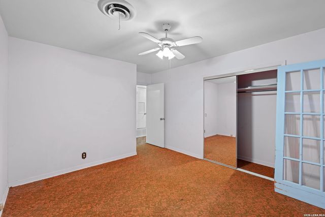 105 Scott Ave, Universal City, TX 78148
