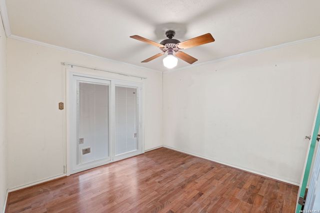 105 Scott Ave, Universal City, TX 78148