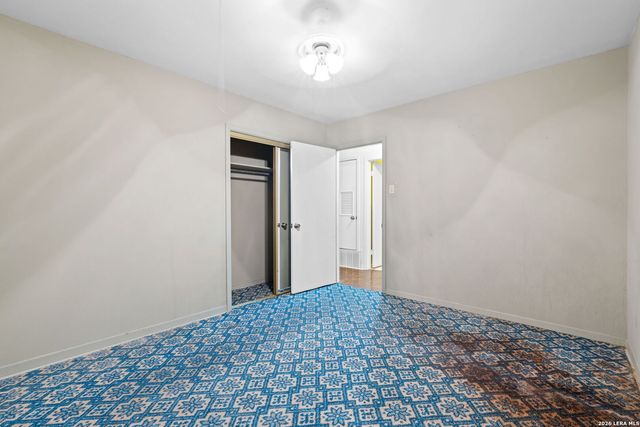 105 Scott Ave, Universal City, TX 78148