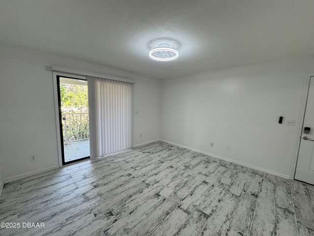 3102 Oak Trail, Port Orange, FL 32127