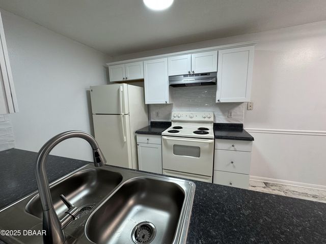 3102 Oak Trail, Port Orange, FL 32127