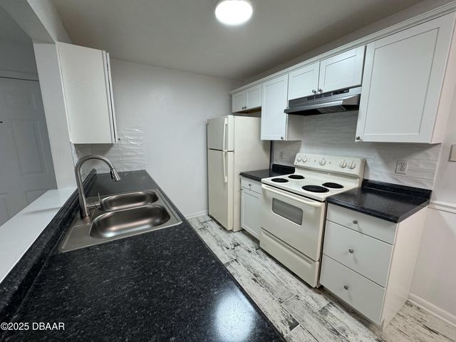 3102 Oak Trail, Port Orange, FL 32127
