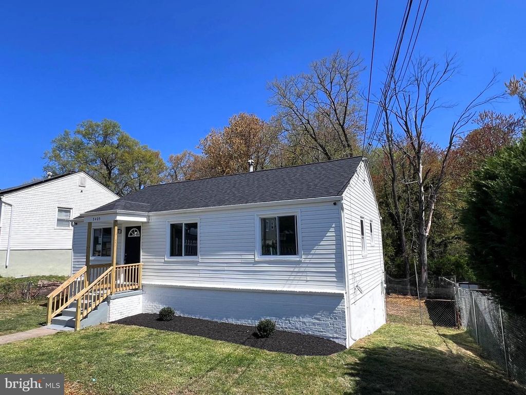 Image 3 of property listing at 5405 NEWBY AVE, Riverdale, MD 20737