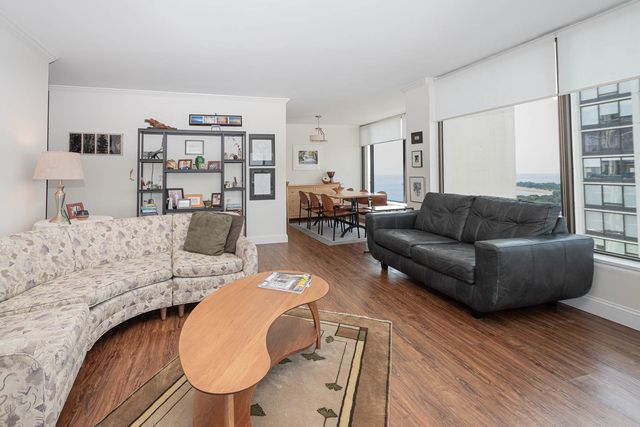 5455 N Sheridan Road 3512, Chicago, IL 60640