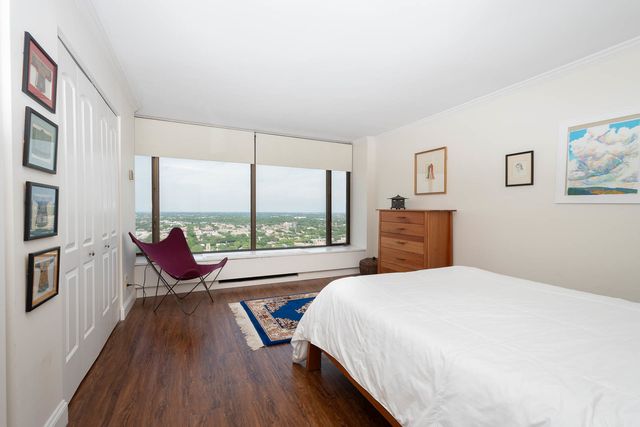5455 N Sheridan Road 3512, Chicago, IL 60640