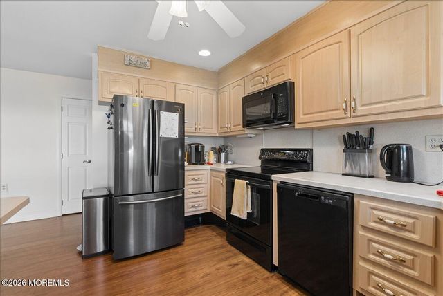 603A Lake Point Drive, Lakewood, NJ 08701
