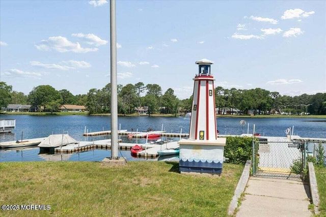 603A Lake Point Drive, Lakewood, NJ 08701