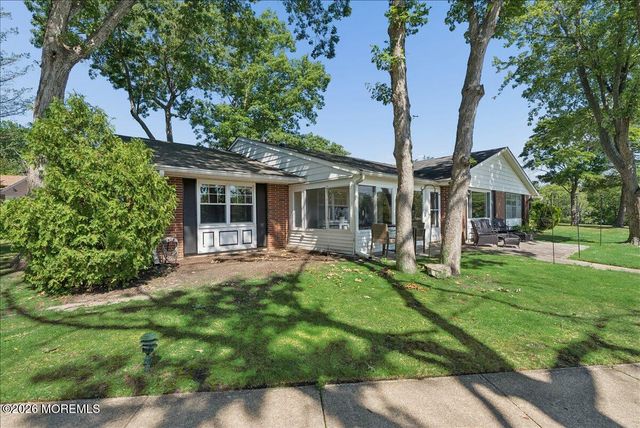 603A Lake Point Drive, Lakewood, NJ 08701