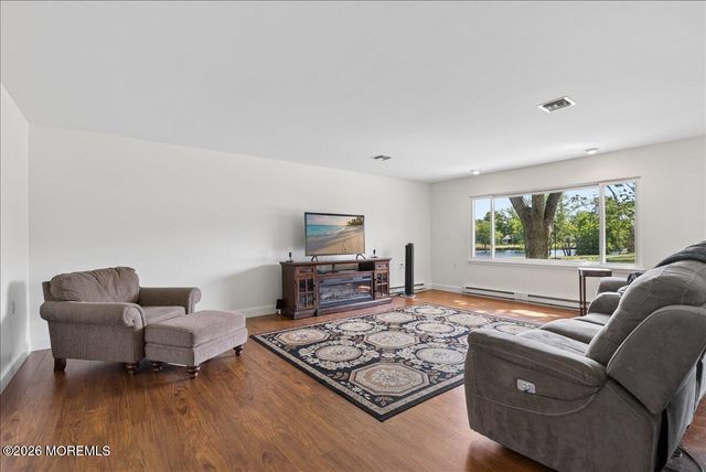 603A Lake Point Drive, Lakewood, NJ 08701