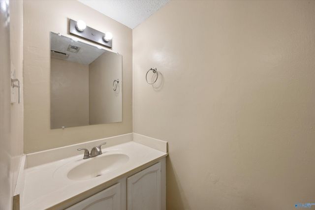 1320 Julia Street NW, Huntsville, AL 35816