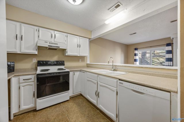 1320 Julia Street NW, Huntsville, AL 35816