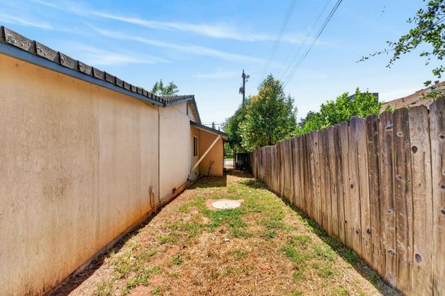 1097 Sibley St, Folsom, CA 95630