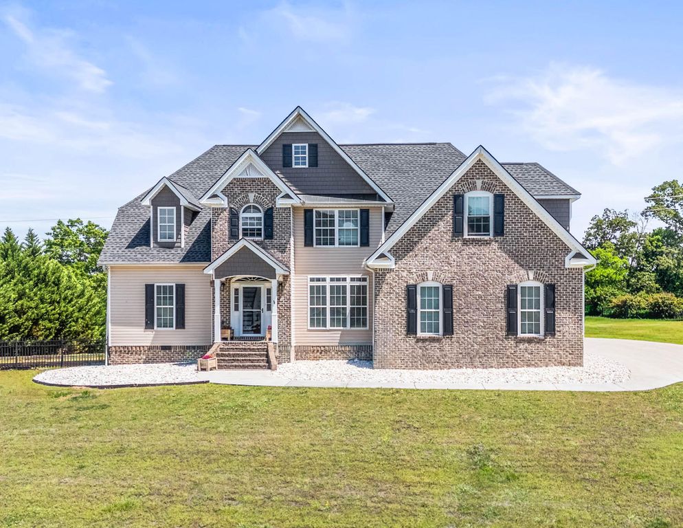 3419 Misty Meadows Drive, Dalton, GA 30721
