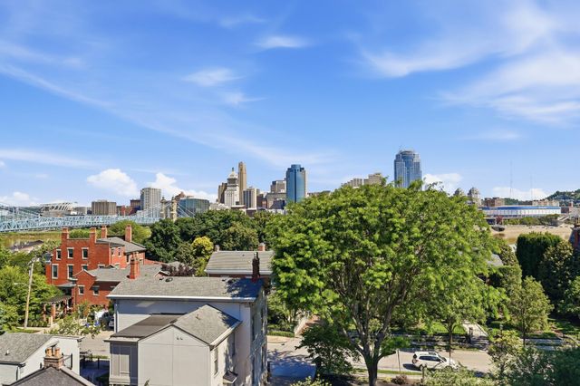 323 E 2nd Street, 208, Covington, KY 41011