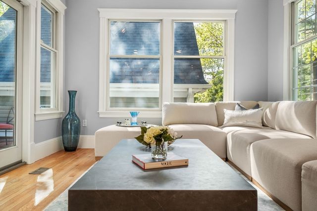 110 Avalon Rd, Newton, MA 02468