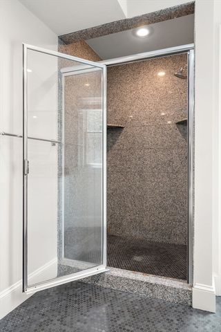 110 Avalon Rd, Newton, MA 02468