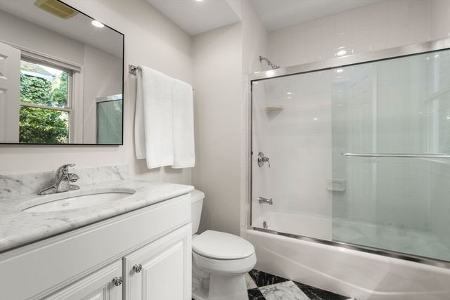 110 Avalon Rd, Newton, MA 02468