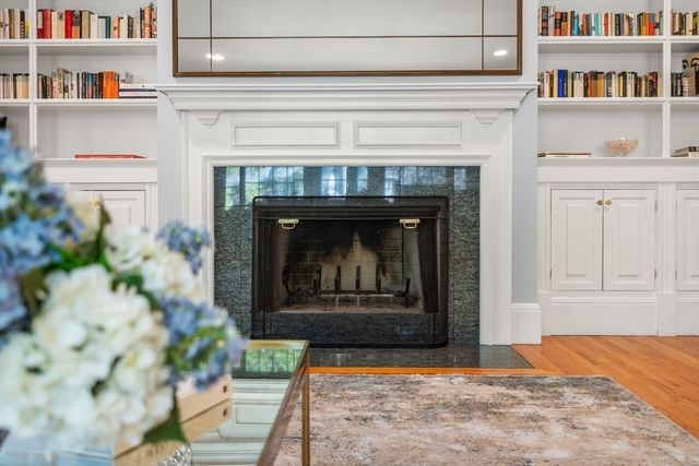 110 Avalon Rd, Newton, MA 02468