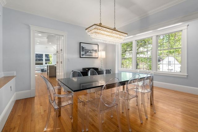 110 Avalon Rd, Newton, MA 02468