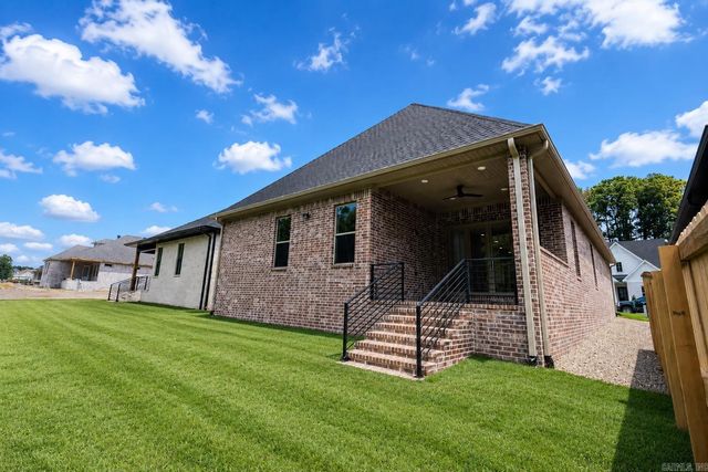 120 Kinley Loop, Little Rock, AR 72223
