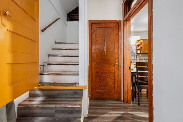 2420 S 61st Avenue, Cicero, IL 60804