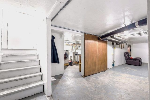 2420 S 61st Avenue, Cicero, IL 60804