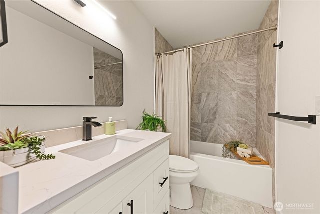 14311 94th Avenue E, Puyallup, WA 98373