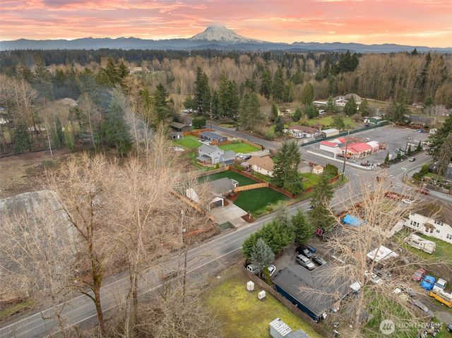 14311 94th Avenue E, Puyallup, WA 98373